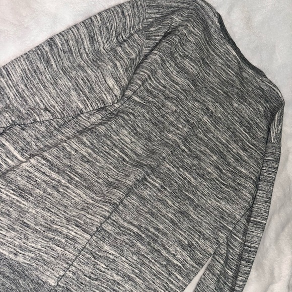 PINK Victoria's Secret Gray V-Neck Lace Up Sweater - Picture 5 of 5